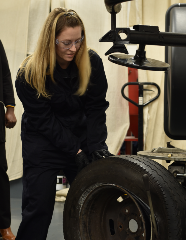 Tyre rolling